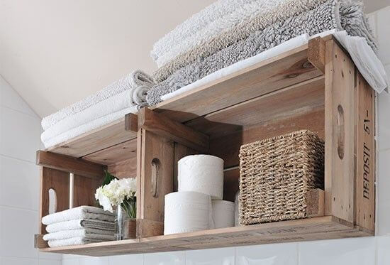 Cajas de madera para el baño.