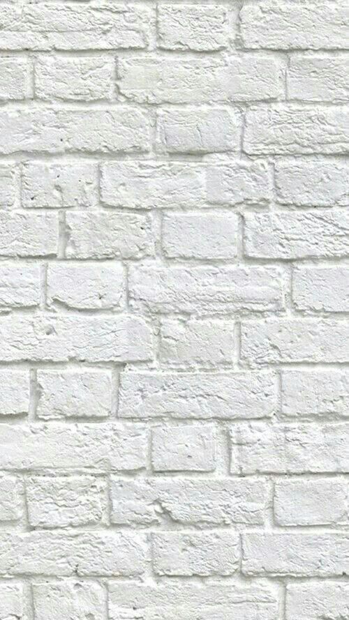 Pared de piedra lacada en blanco