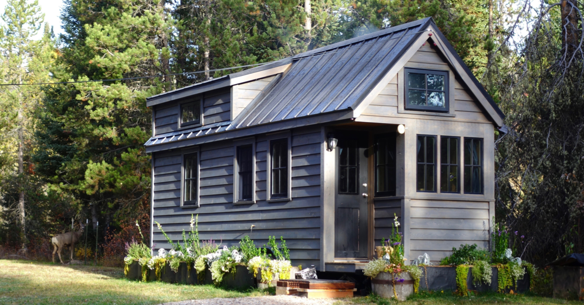 Minicasa hecha con materiales respetuosos con el medio ambiente