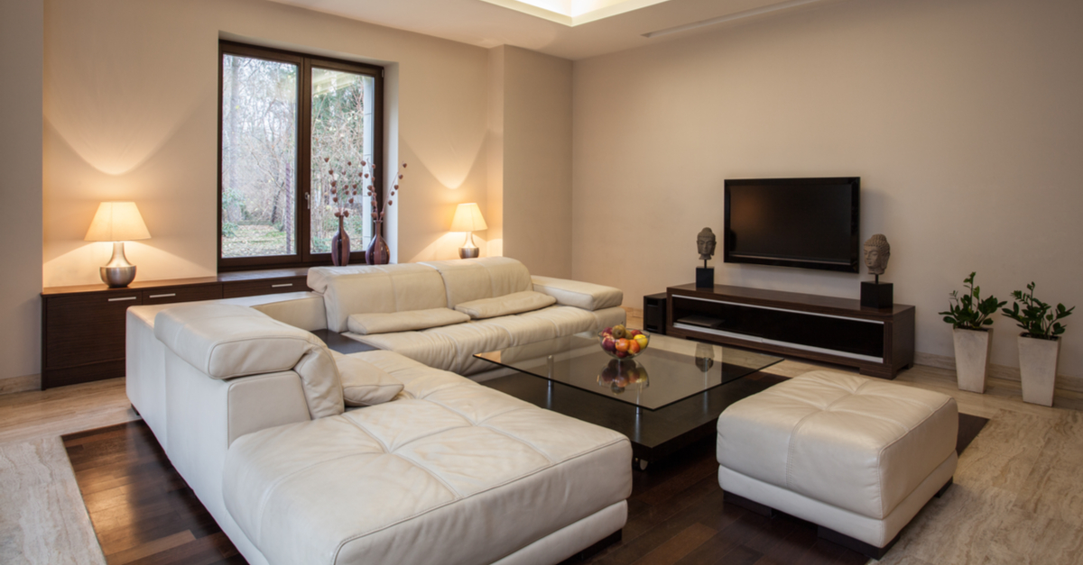 Salón con elementos que giran entorno a la mesa de centro, salón circular