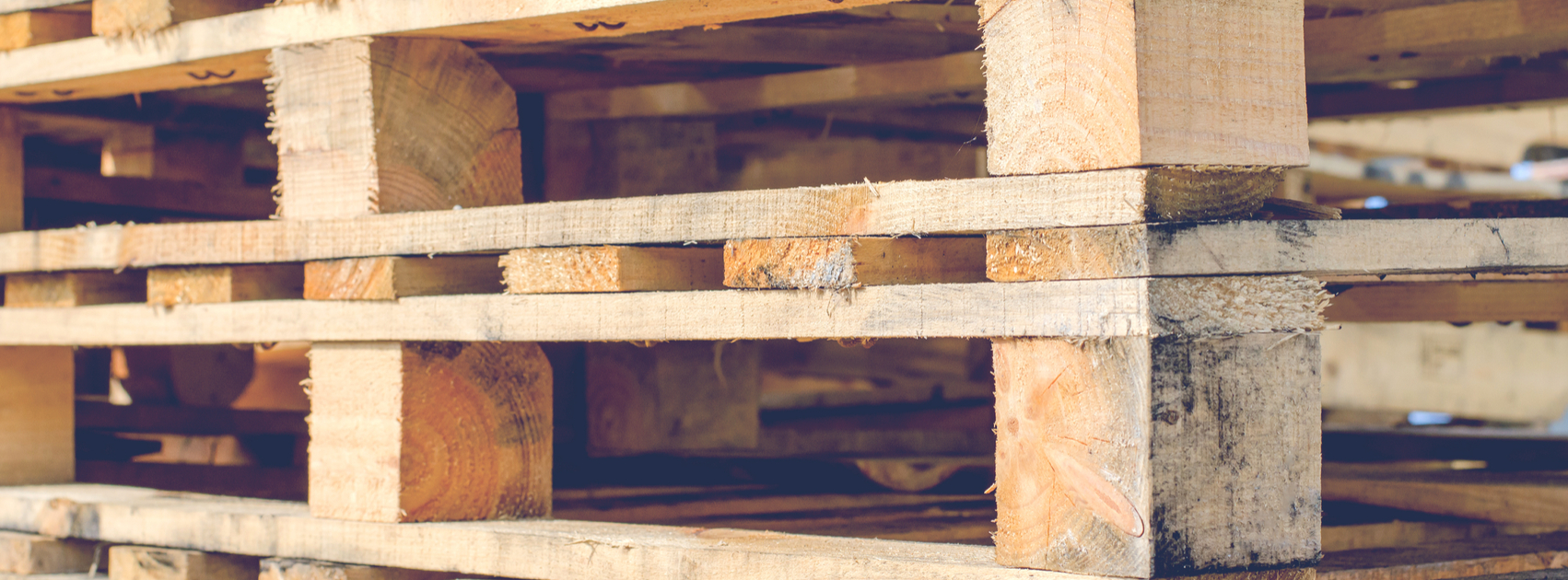 Wooden pallets are perfect for making your own DIY sofa bed.