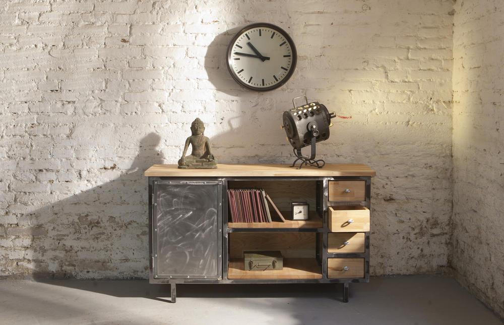 Cómoda de estilo industrial