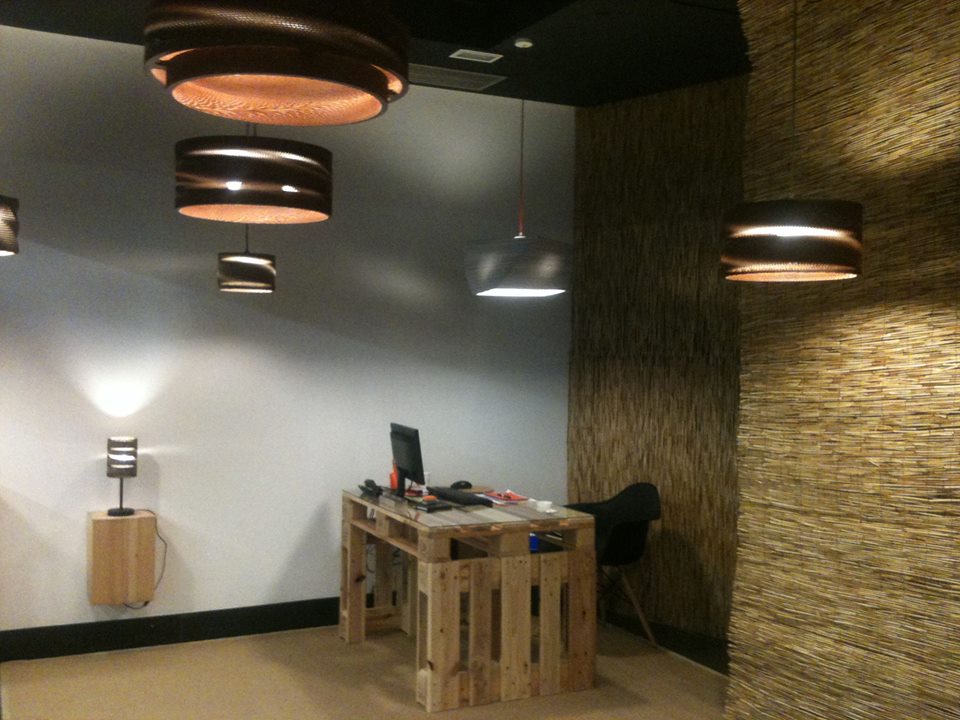 Iluminación en despacho.