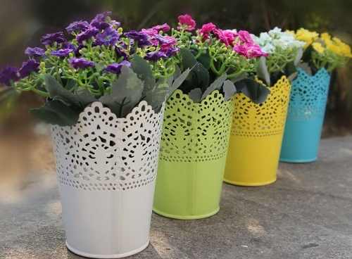 Macetero de colores.