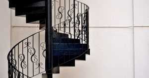 Elegir la barandilla de la escalera