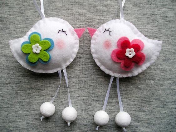 Pajaritos de fieltro.