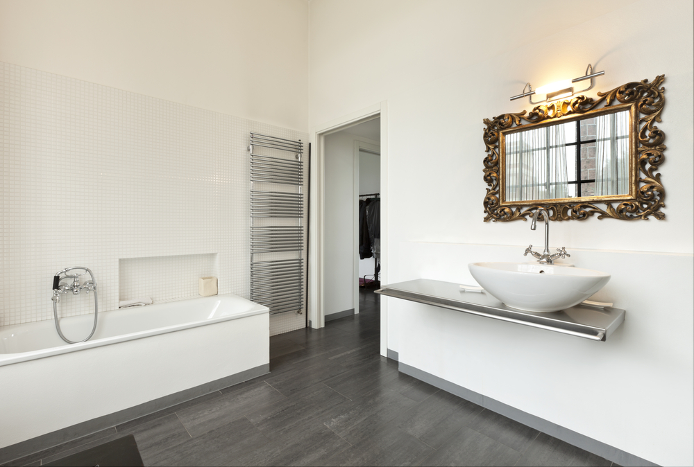 Toallero radiador central.