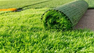 Césped artificial para terraza: crea un espacio distendido y natural