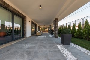 Cómo elegir el suelo para la terraza
