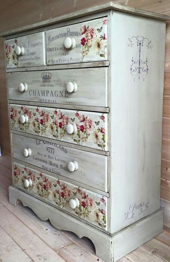 Técnica decoupage en muebles de madera
