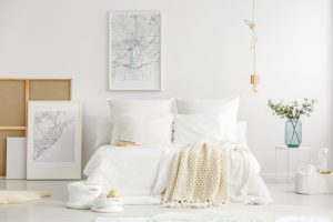 Camas minimalistas: ángulos y colores