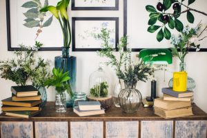 5 formas de decorar tu hogar con libros