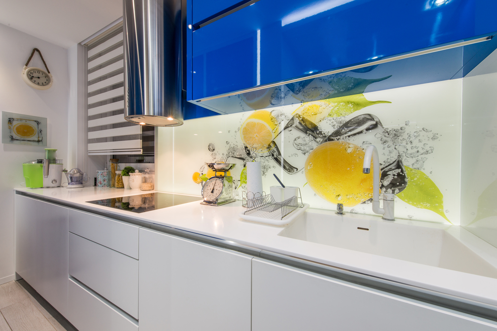 cocinas brillantes azules