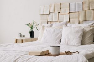 6 consejos que te encantarán para incluir libros en la decoración
