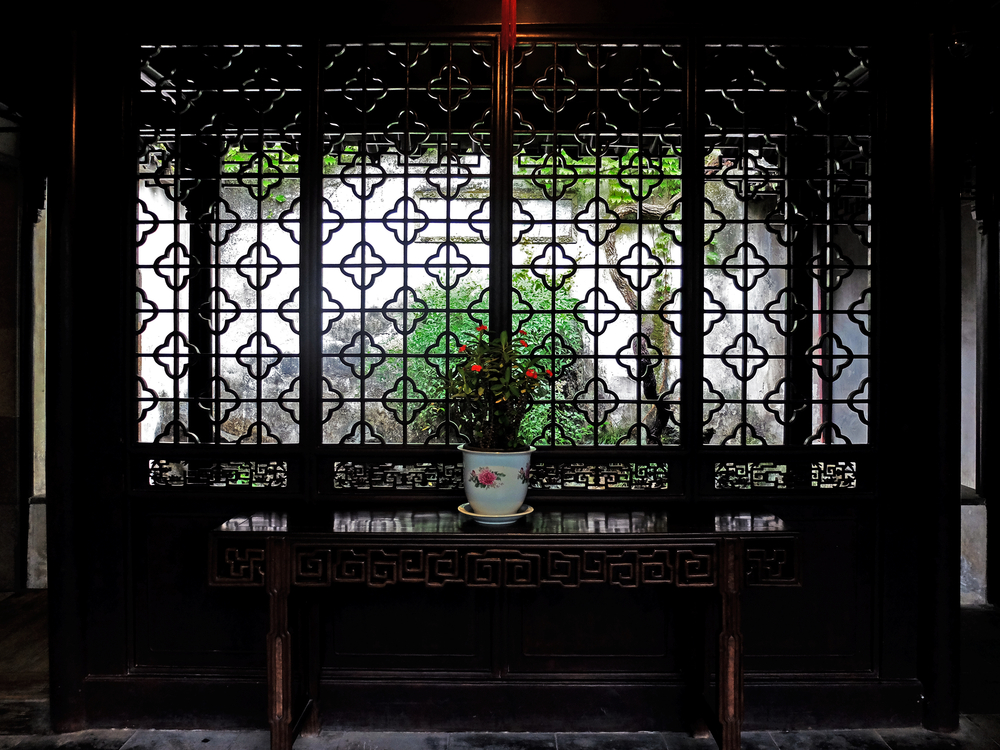 Decorar con celosías.