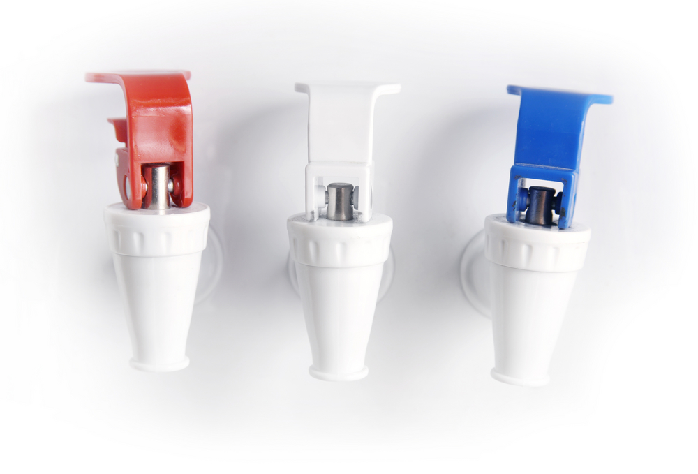 Grifos de un dispensador de agua.