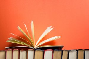 Consejos para tener ordenados los libros de la estantería