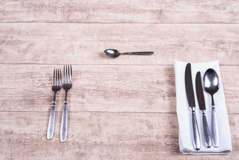 Protocolo para cubiertos.