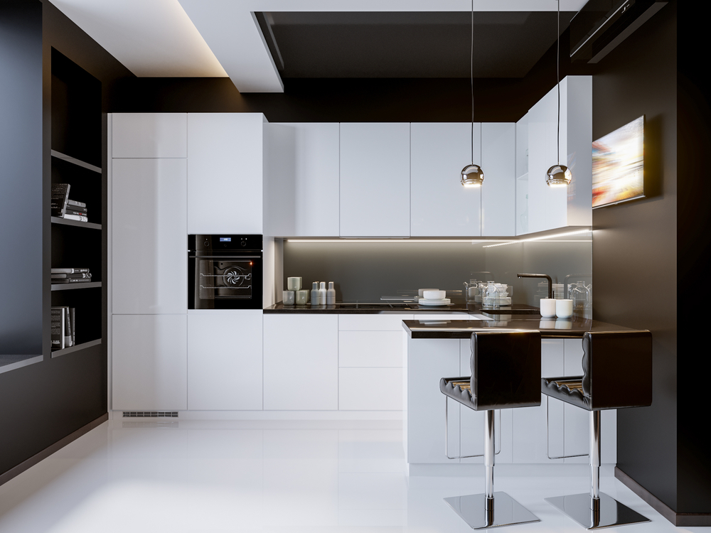 Cocina en pared negra.