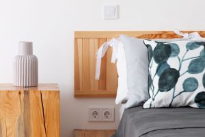 4 ideas para crear una mesa con troncos de madera