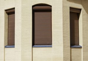 8 pasos para arreglar tus persianas dañadas