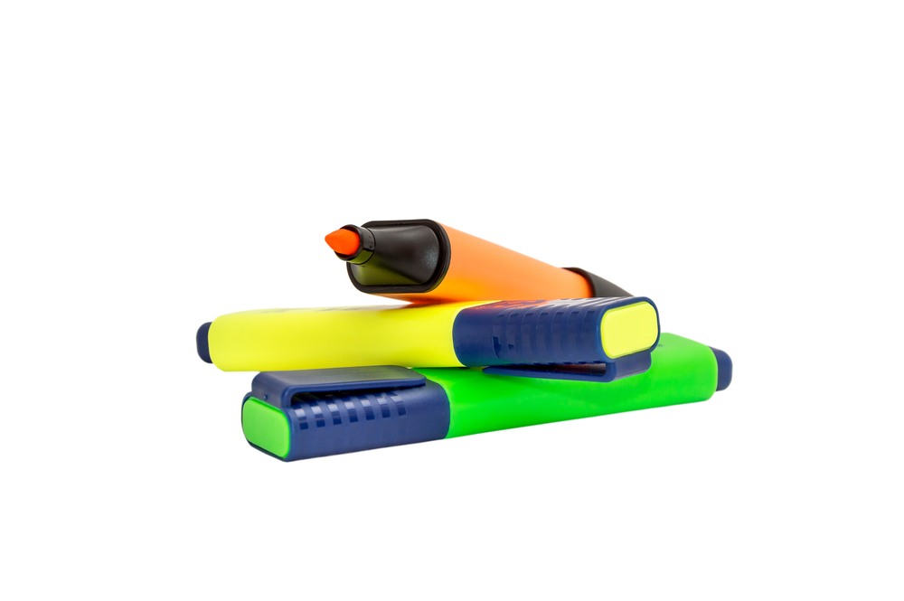 Rotulador fluorescente.