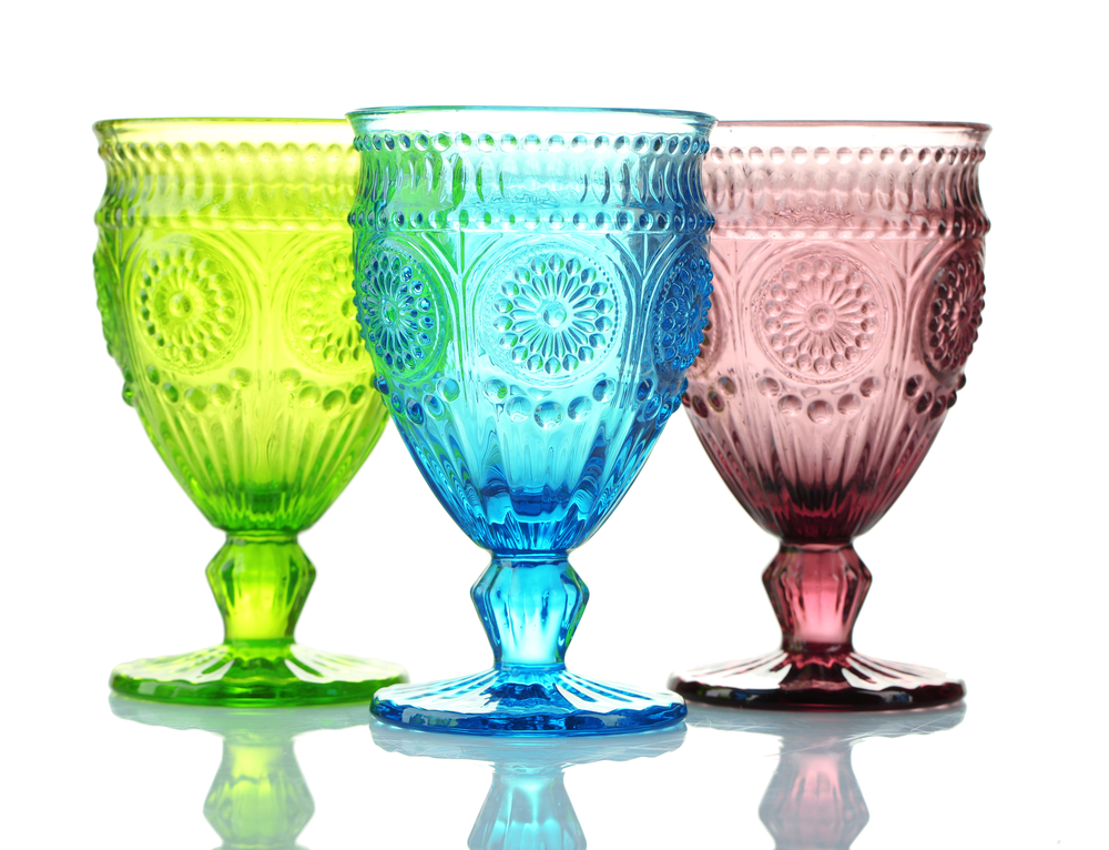 Vasos de colores y con textura.