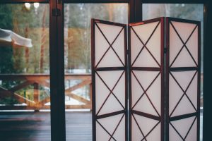 Mamparas de cristal para separar espacios