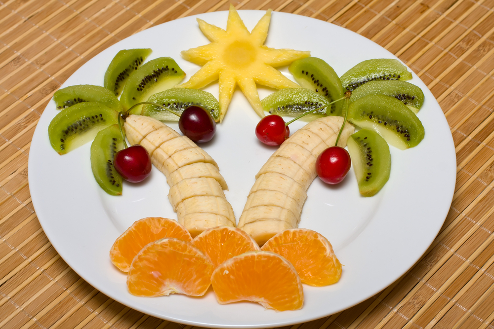 Palmera con trozos de fruta.