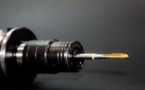 ¿Cómo usar el taladro correctamente en distintos materiales?