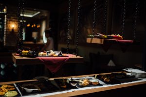 Decoración con cadenas de metal