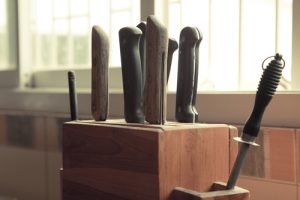 ¿Cómo crear tu propio portacuchillos?