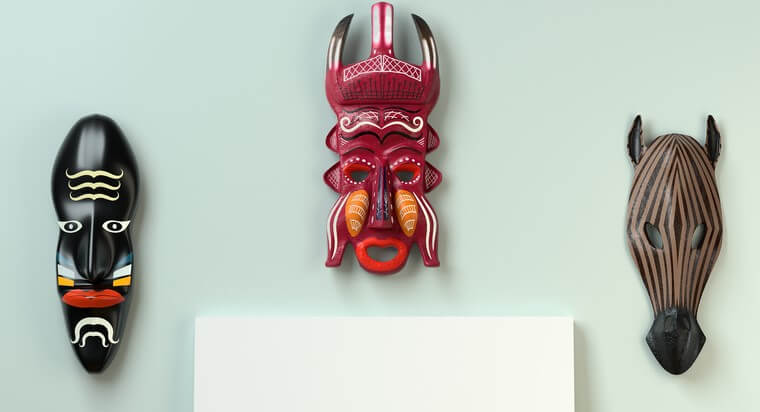Decoración africana con máscaras.