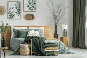 El color verde botella y su aplicación en la decoración