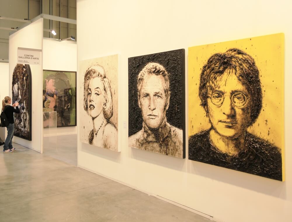 Iluminación de una galería de arte.