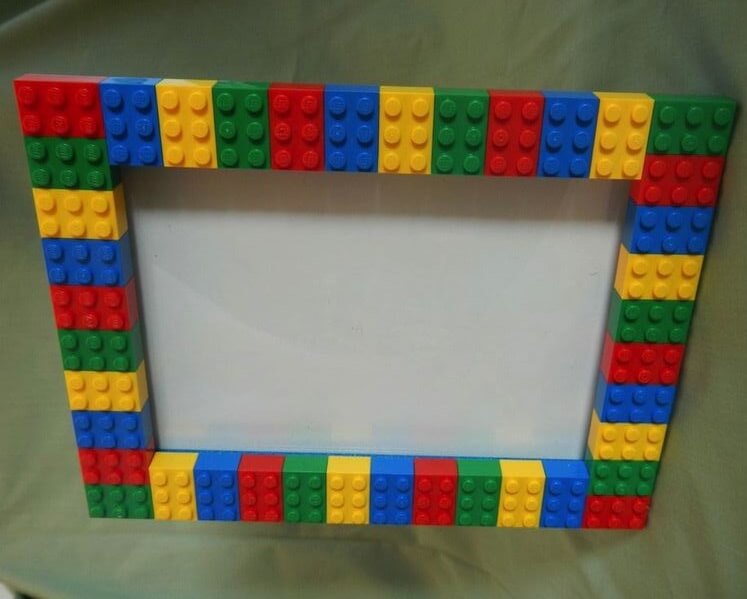 Marco de fotos LEGO.