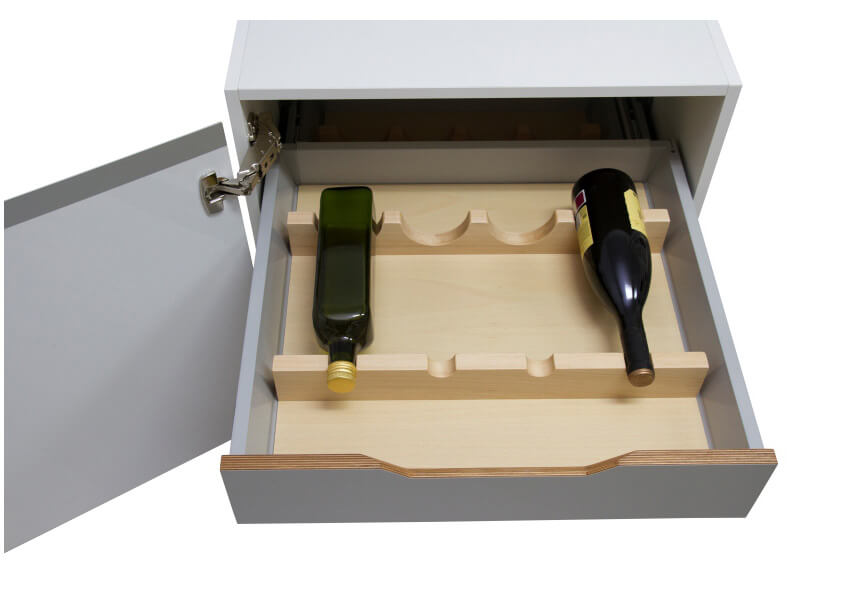 Cajón como botellero.