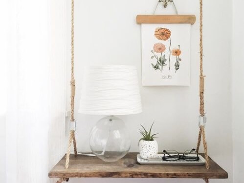 Columpio como mesilla.