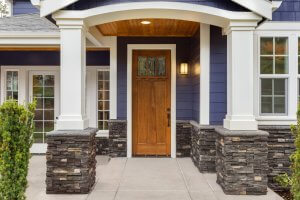 10 maneras interesantes de definir la entrada de una casa