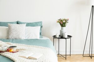 10 ideas originales para mesitas de noche