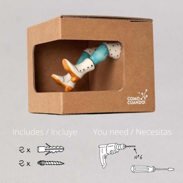 Piernas decorativas de cerámica.