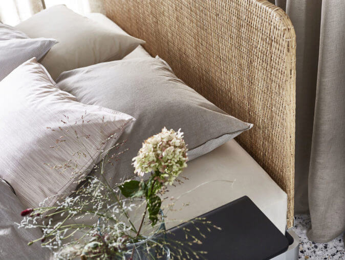 Cabecero y textiles de la línea DELAKTIG.