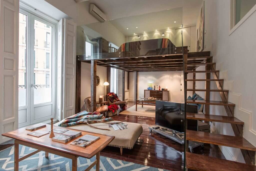 Dormitorio a doble altura.