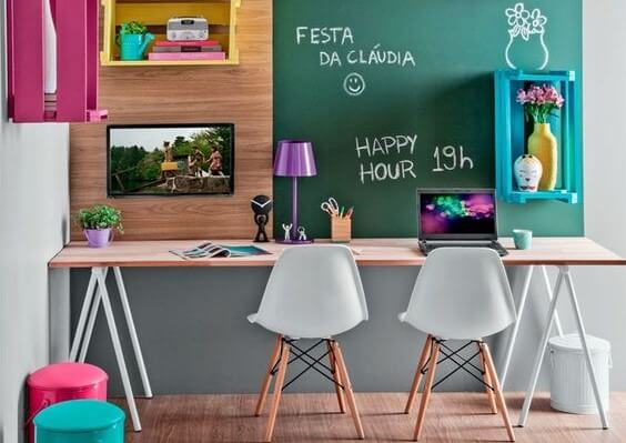 Escritorio infantil.