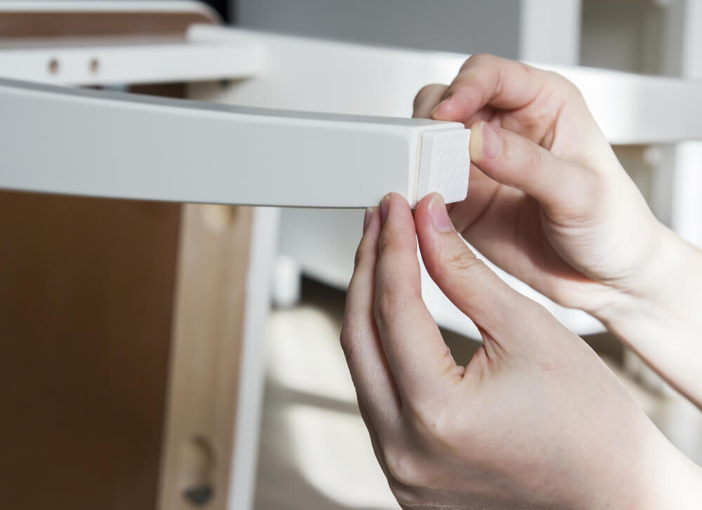 Fieltro para las sillas.