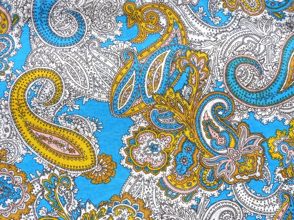 Papel de pared paisley.
