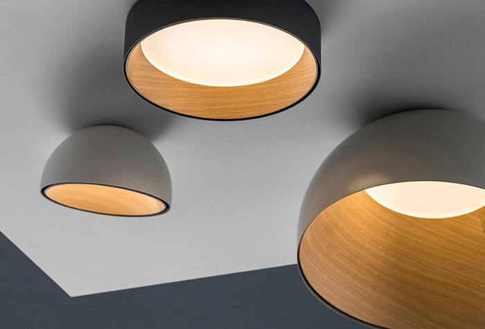 Lámparas hechas con cuencos de madera.