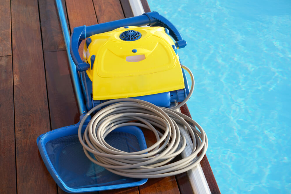 Programación de un robot limpia piscinas.