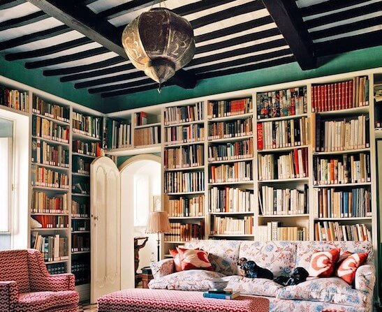 Biblioteca boho.