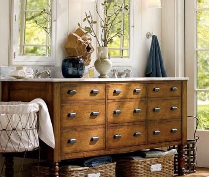 Mueble vintage para el baño.